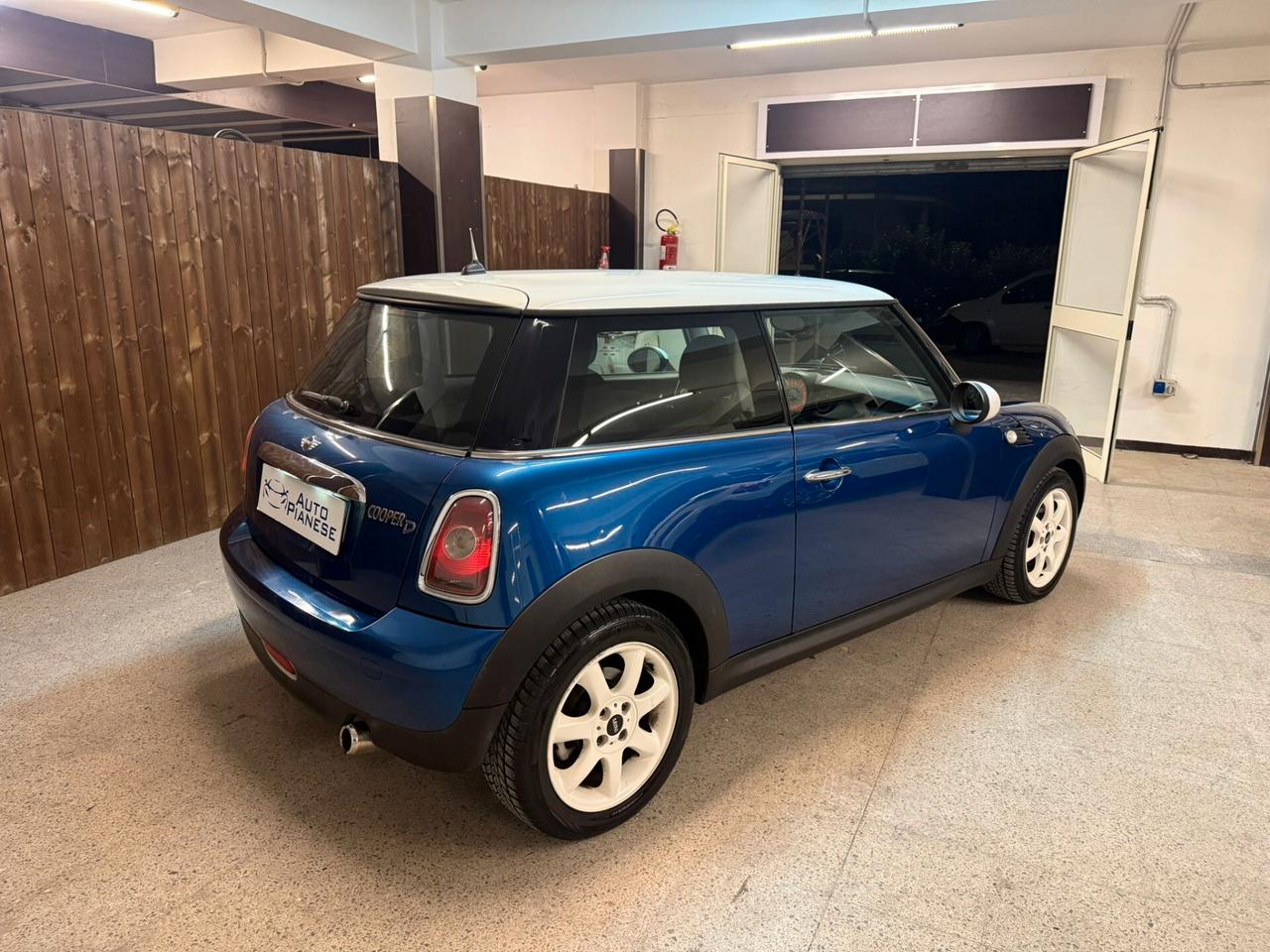 Mini Cooper D 1.6 109Cv