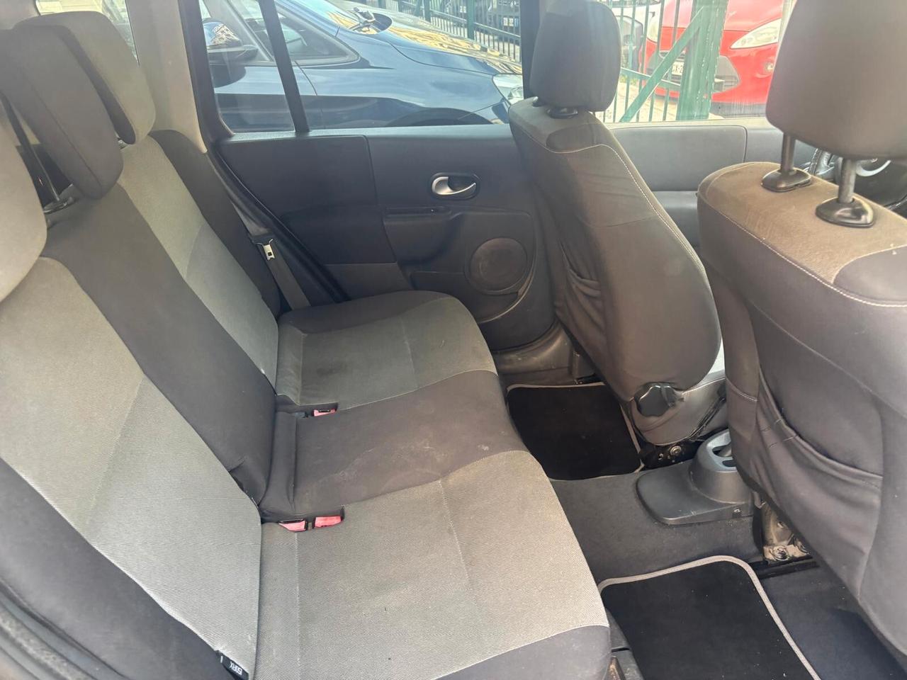 Renault Modus Grand 1.5 dCi 85CV Dynamique