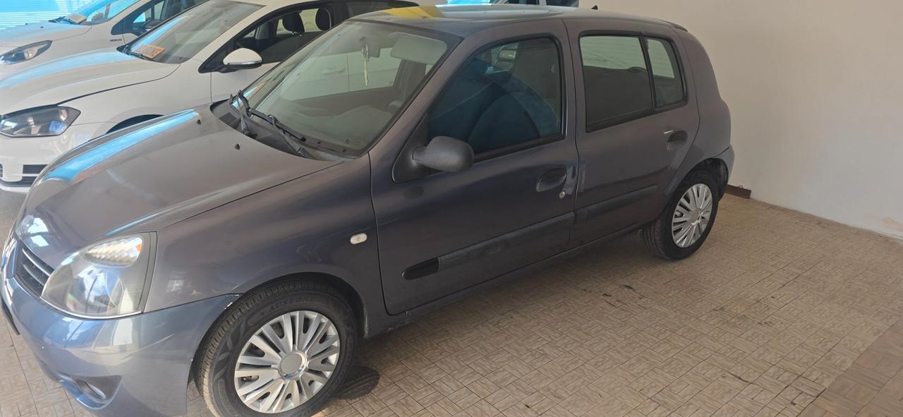 Renault Clio 1.2 16V 5 porte GPL Dynamique