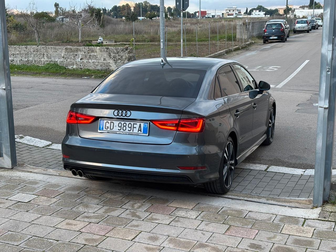 Audi A3 Sedan 2.0 TDI 150cv S line competition - 2016
