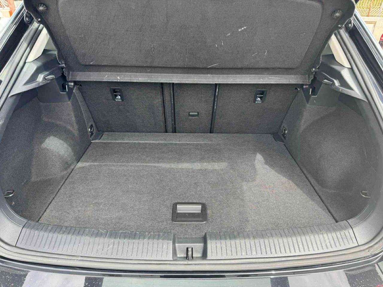 Volkswagen T-Roc 2.0 TDI 116CV 6M -STYLE-NAV