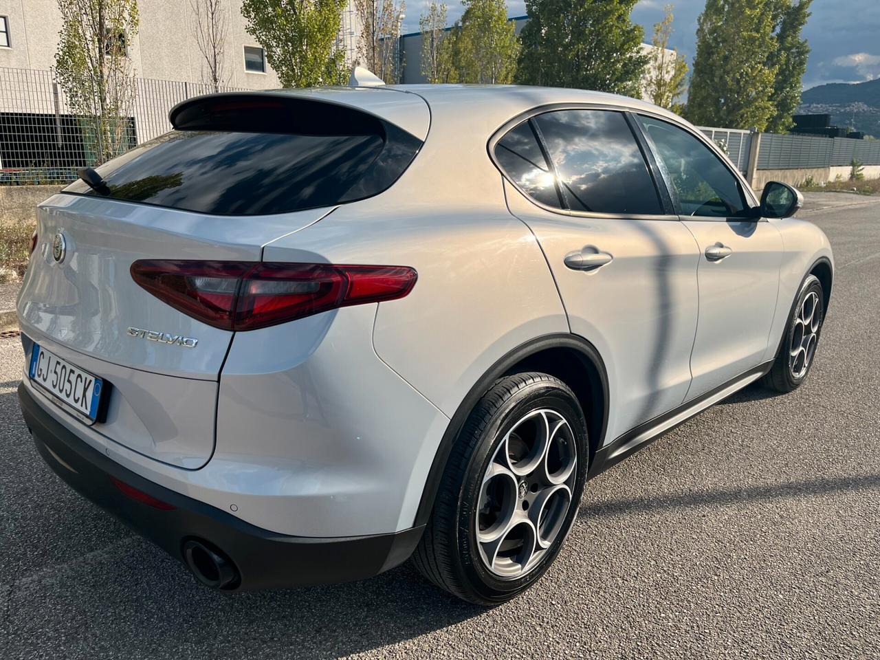 Alfa Romeo Stelvio 2.2 TD 190 cv AT8 Q4 Sprint
