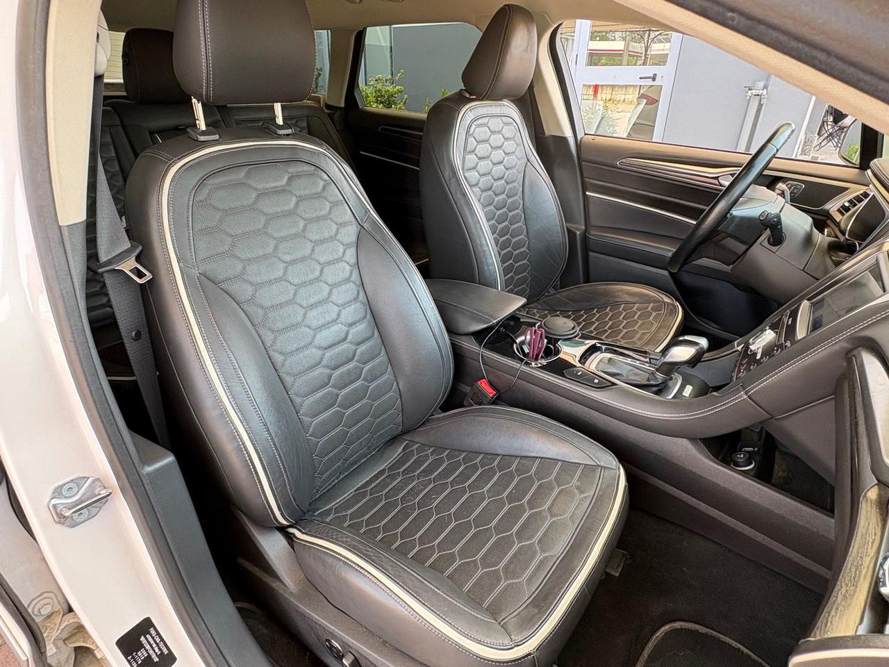 Ford Mondeo Vignale 2.0 HEV #11104