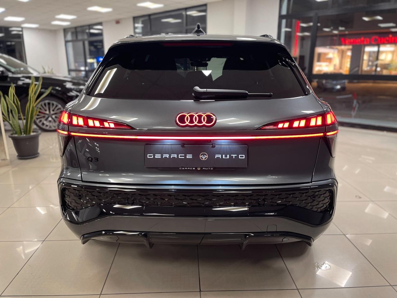 New Audi Q3 2.0TDI 150cvSline Tech plus