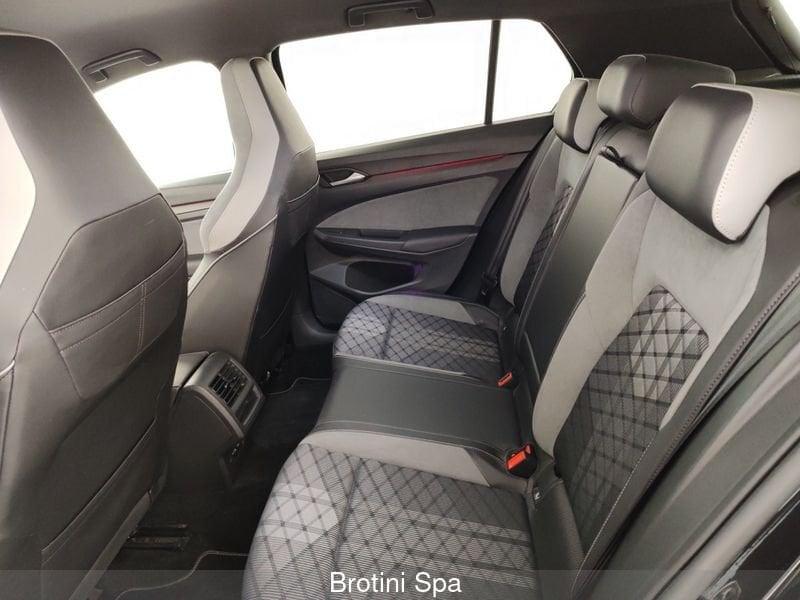 Volkswagen Golf 1.5 eTSI EVO ACT 110kW R-Line DSG