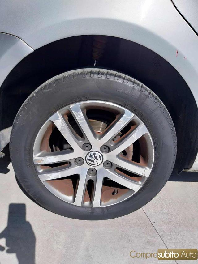 VOLKSWAGEN Touran 1.6 Trendline Bifuel G