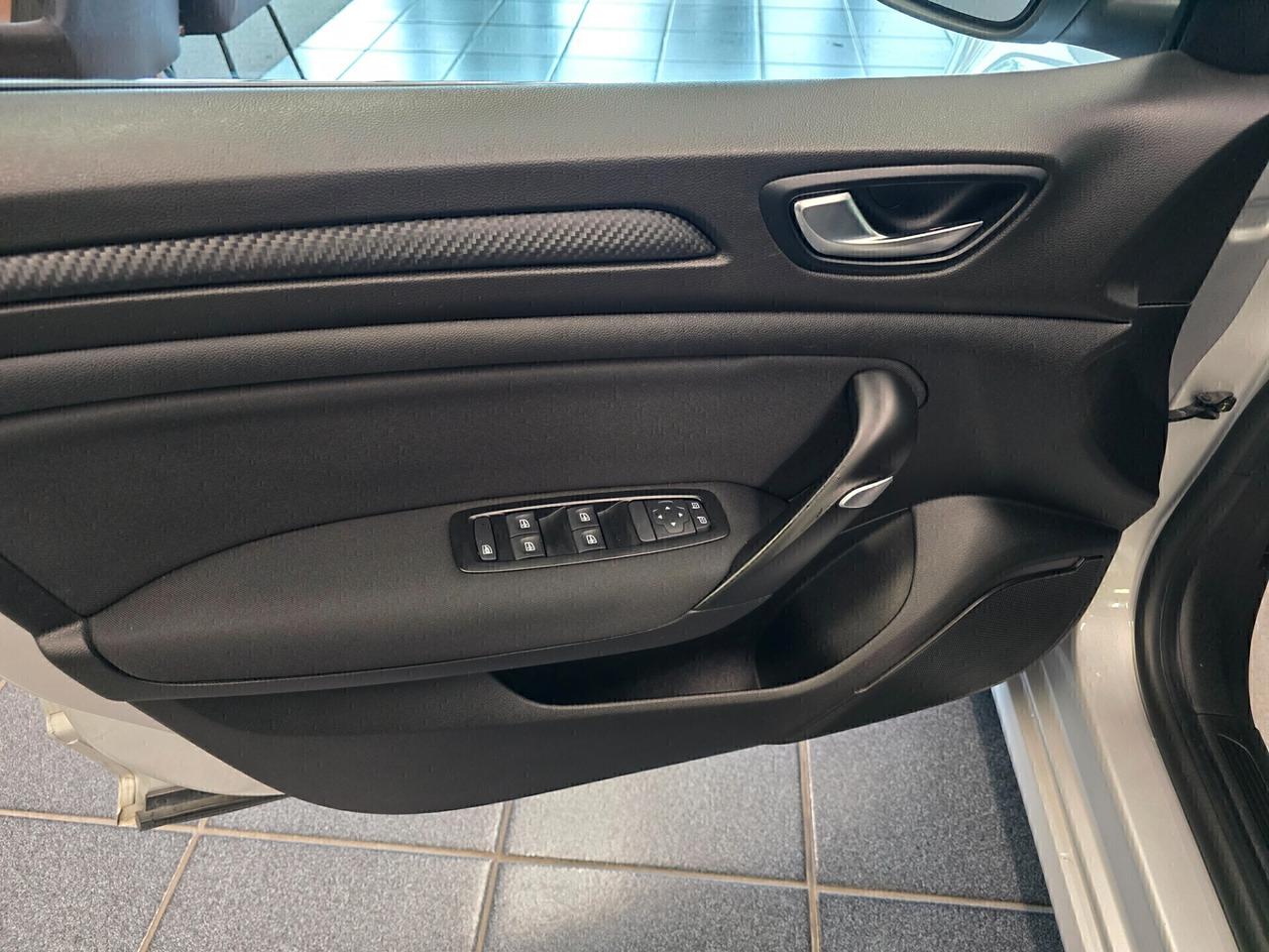 Renault Megane Sporter dCi 115 CV EDC Bus.