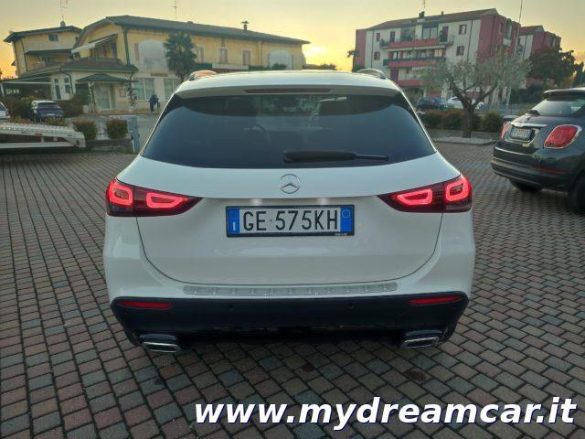 MERCEDES-BENZ GLA 200 d Automatic 4Matic Sport