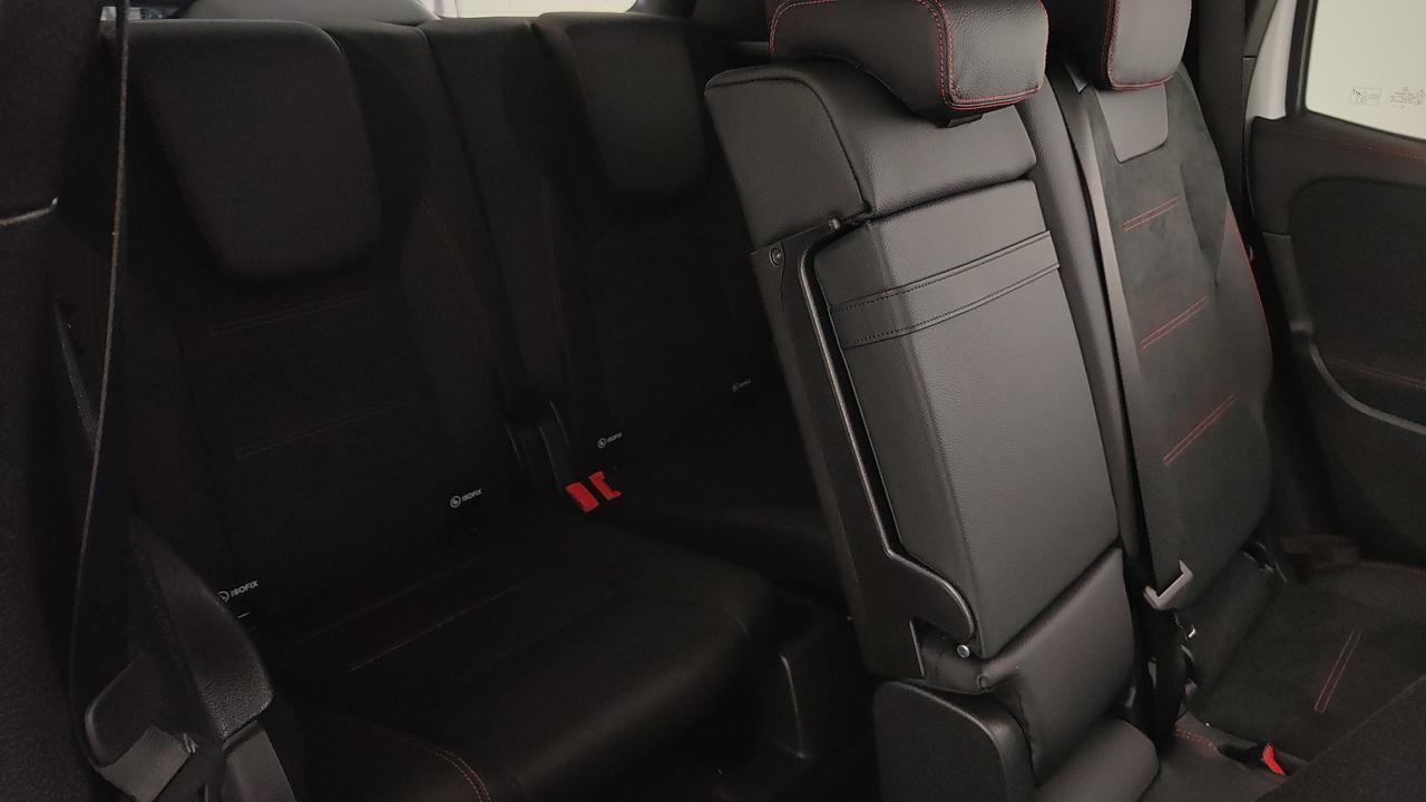 Mercedes-Benz GLB 200 d