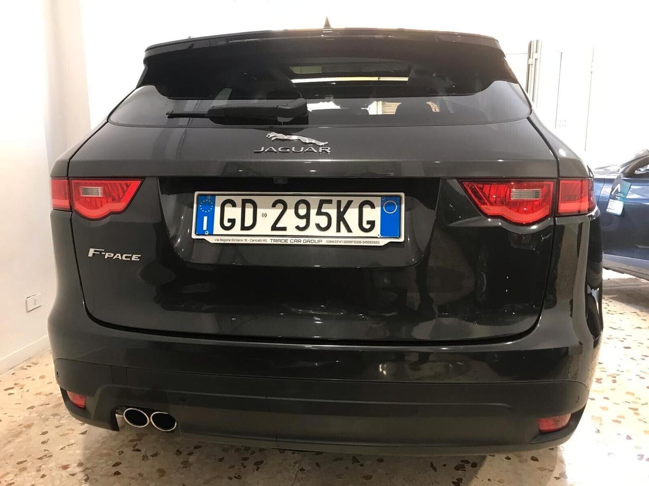 Jaguar F-Pace 2.0 D 180 CV Prestige Panoramico