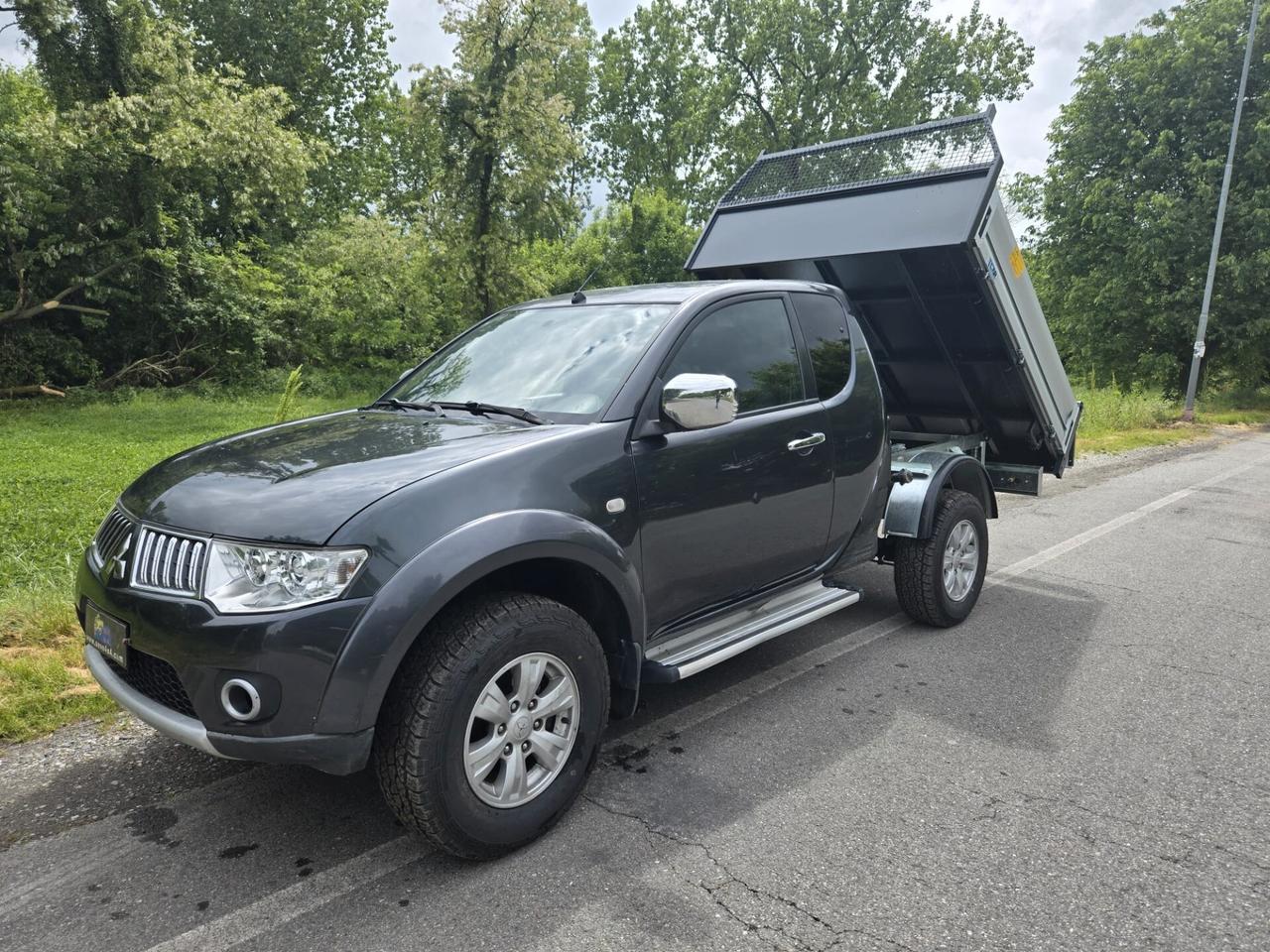 Mitsubishi L200 2.5 DI-D/136CV Club Cab Invite