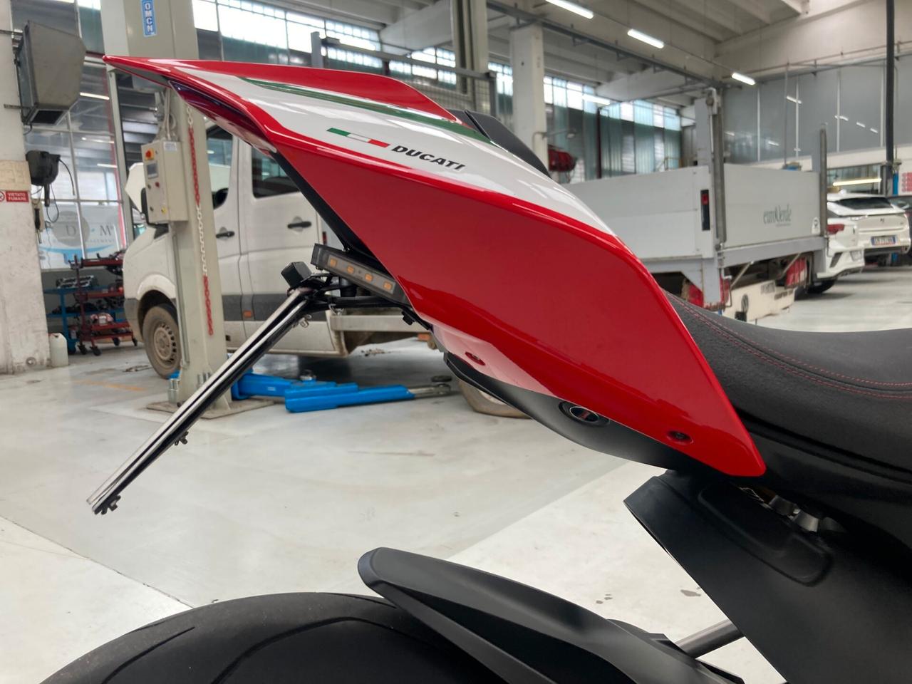 Ducati Panigale V2 baylis serie numerata
