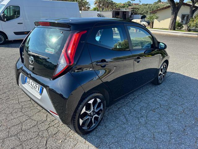 TOYOTA Aygo Connect 1.0 VVT-i 72 CV 5 porte x-cool RETROCAMERA