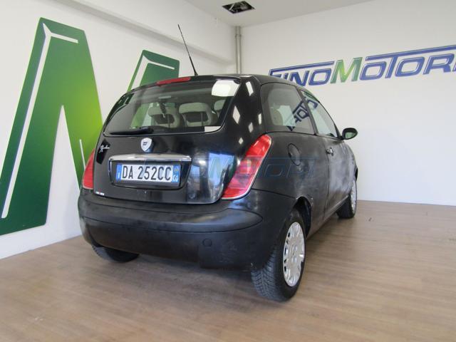 LANCIA Ypsilon 1.2 60 CV NEOPATENTATI