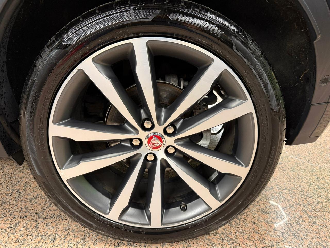 Jaguar E-Pace 2.0D 180 CV AWD aut. R-Dynamic HSE