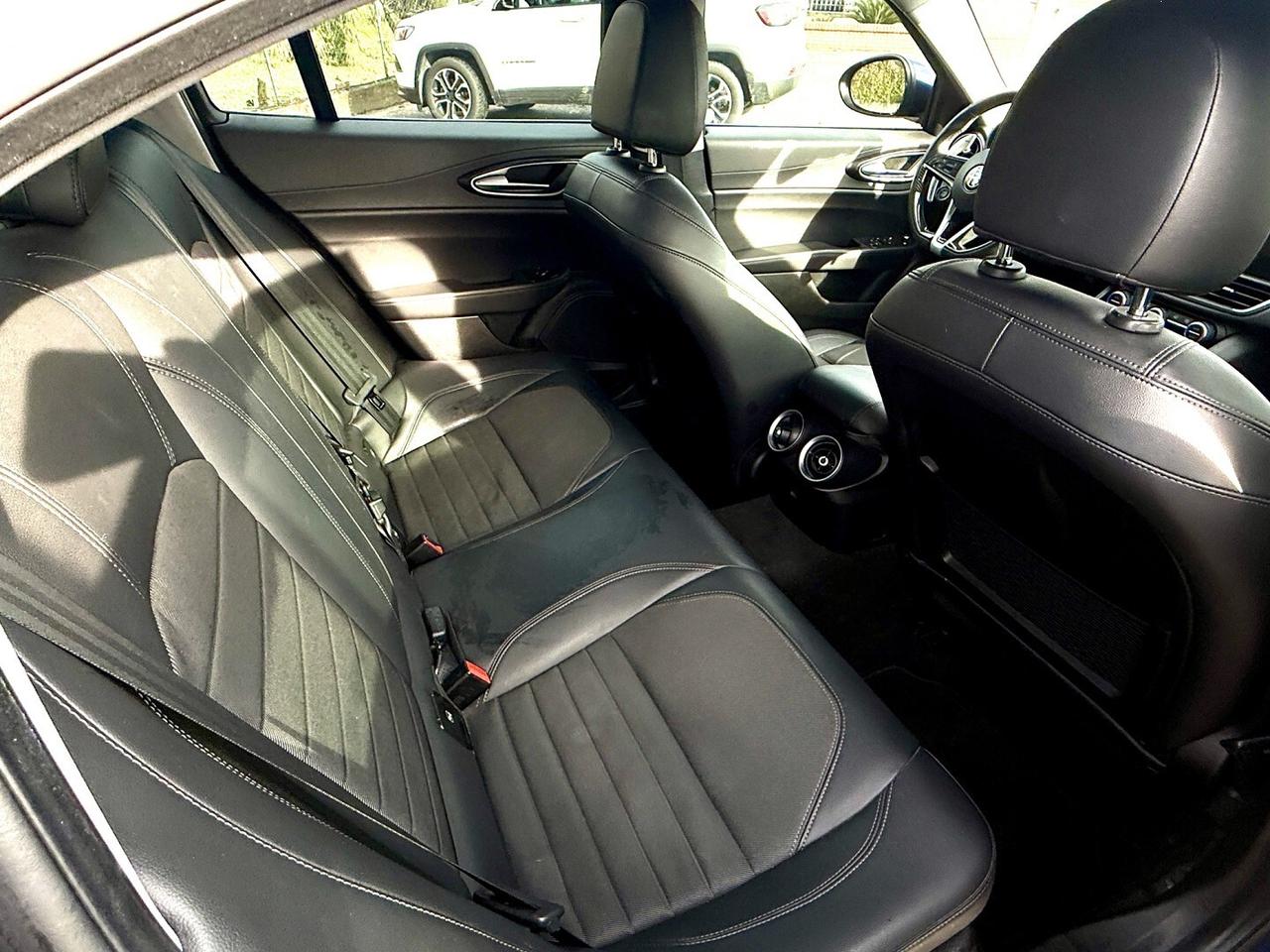 ALFAROMEO GIULIA 150CV NAVI CLIMA LED