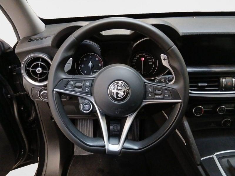 Alfa Romeo Stelvio 2.2 t Executive Q4 210cv auto my19