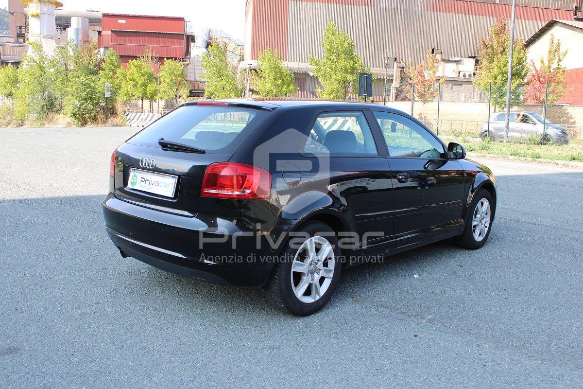 AUDI A3 1.6 TDI 105 CV CR Ambiente