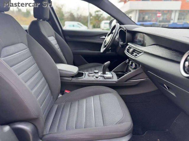 ALFA ROMEO Stelvio Stelvio 2023 2.2 t Super Q4 210cv tg : GP931FN