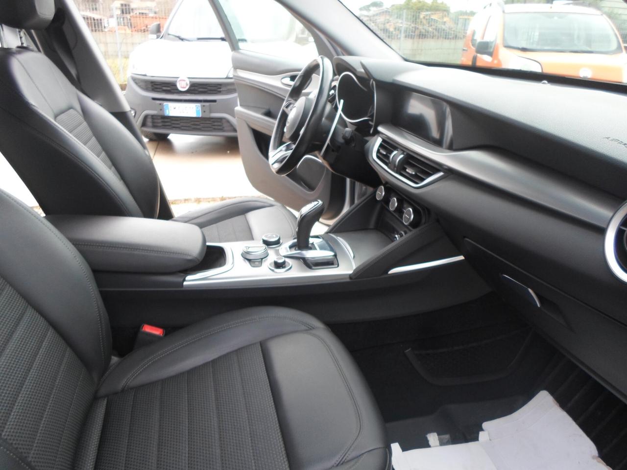 Alfa Romeo Stelvio 2.2 Turbodiesel 190 CV AT8 Q4 Sprint