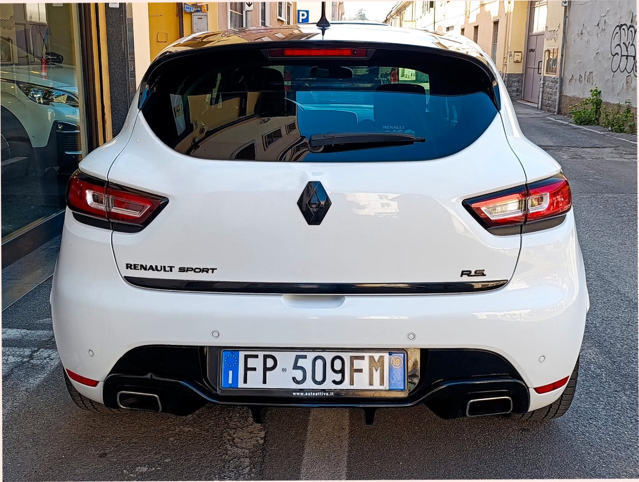 Renault Clio TCe 220CV EDC 5 porte Energy R.S. Trophy