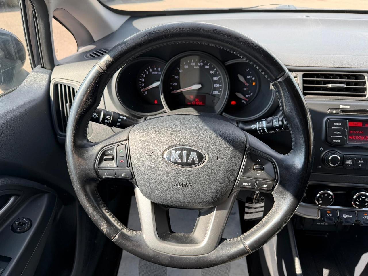 Kia Rio 1.2 CVVT (BENZ) 84CV ACTIVE UNIPRO 2015