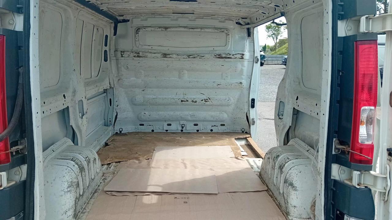 Renault Trafic T27 2.0 dCi/115 PC-TN Furgone DPF