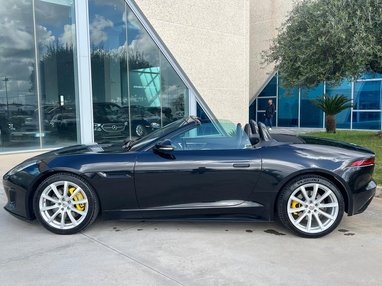 Jaguar F-Type 2.0 aut. Convertibile R-Dynamic - SUPER OFFERTA T.STOCK