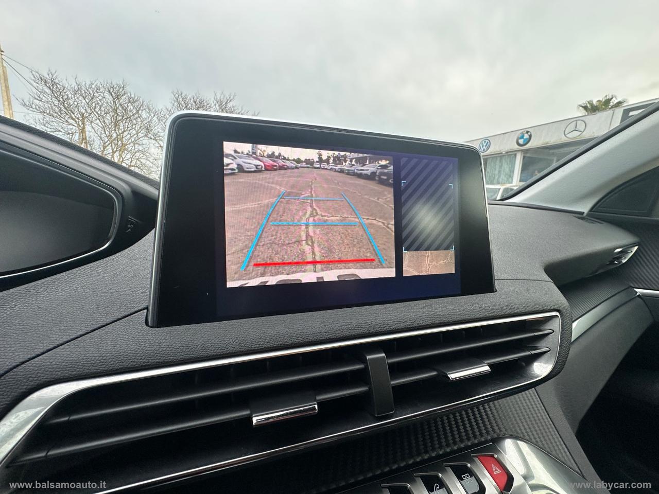 PEUGEOT 3008 BlueHDi 130 S&S EAT8 Allure