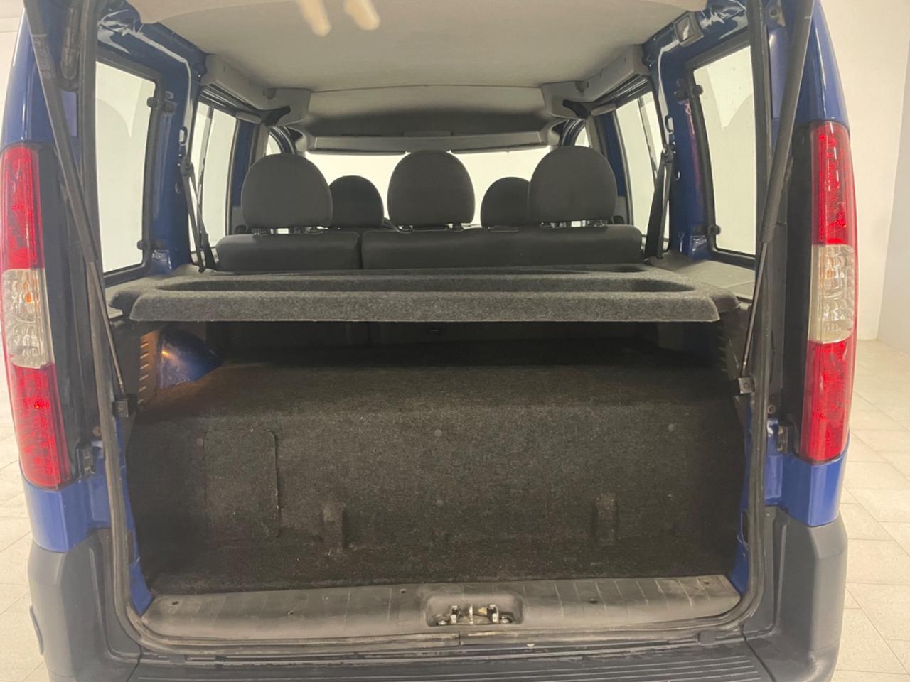 Fiat Doblò 1.6 16V Natural Power Active