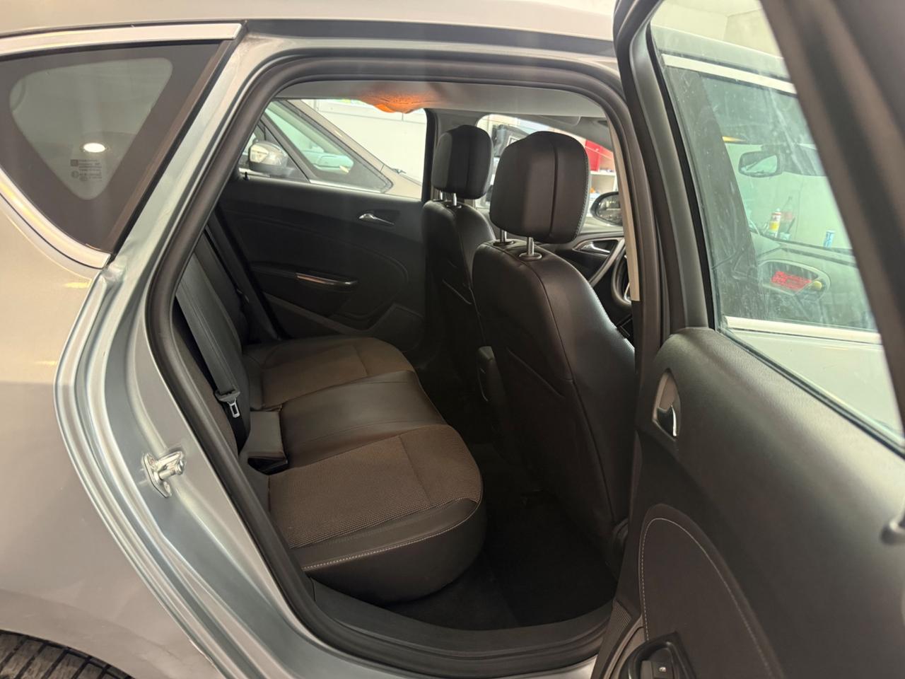 Opel Astra 1.7 DIESEL ANNO 2012