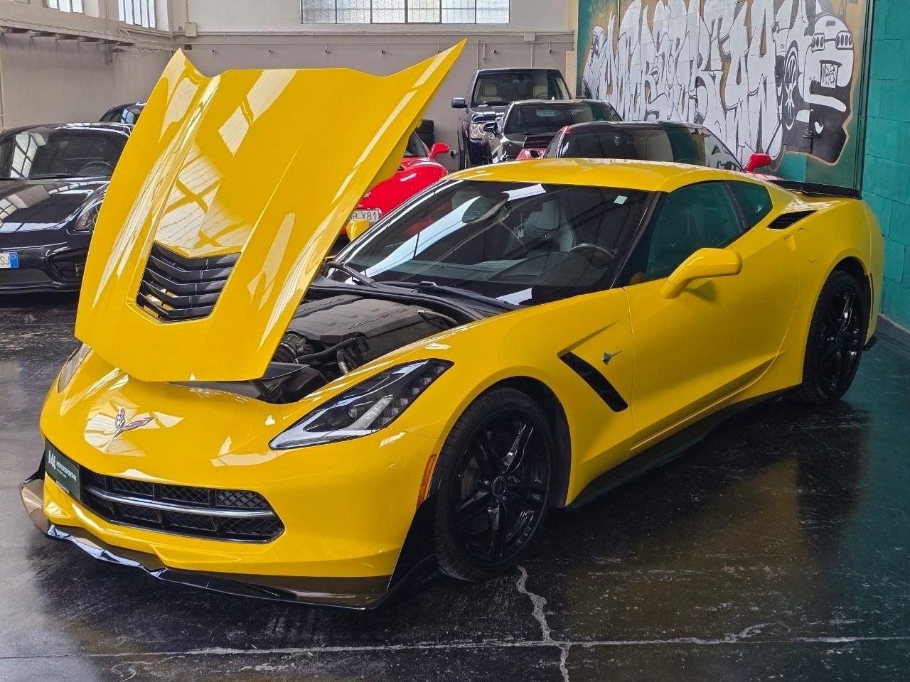 Chevrolet Corvette Stingray 6.2 V8 Z51 2LT