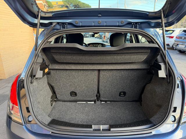 LANCIA Ypsilon 1.0 FireFly Hybrid Ecochic Silver (NESSUN VINCOLO)