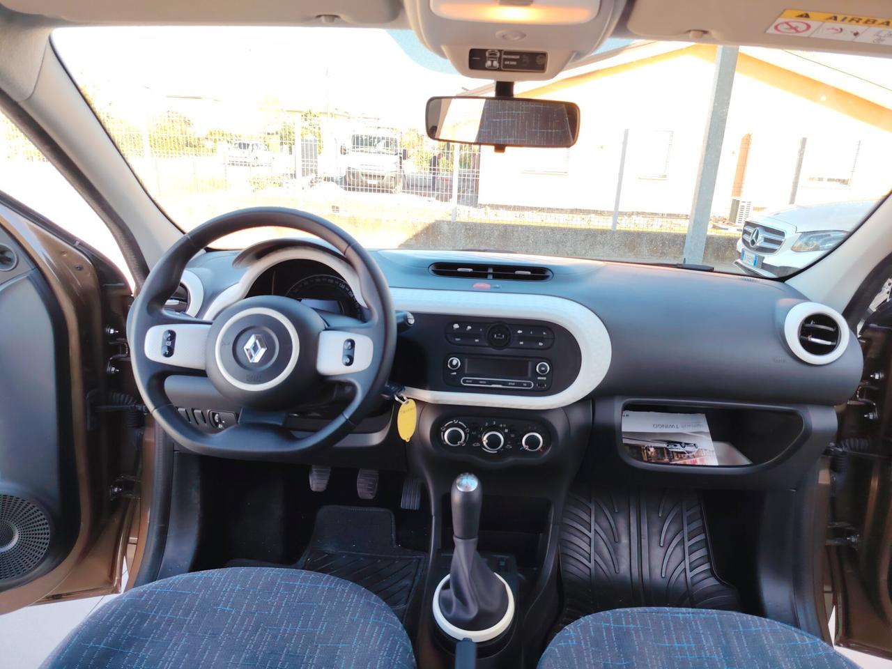 Renault Twingo SCe Lovely