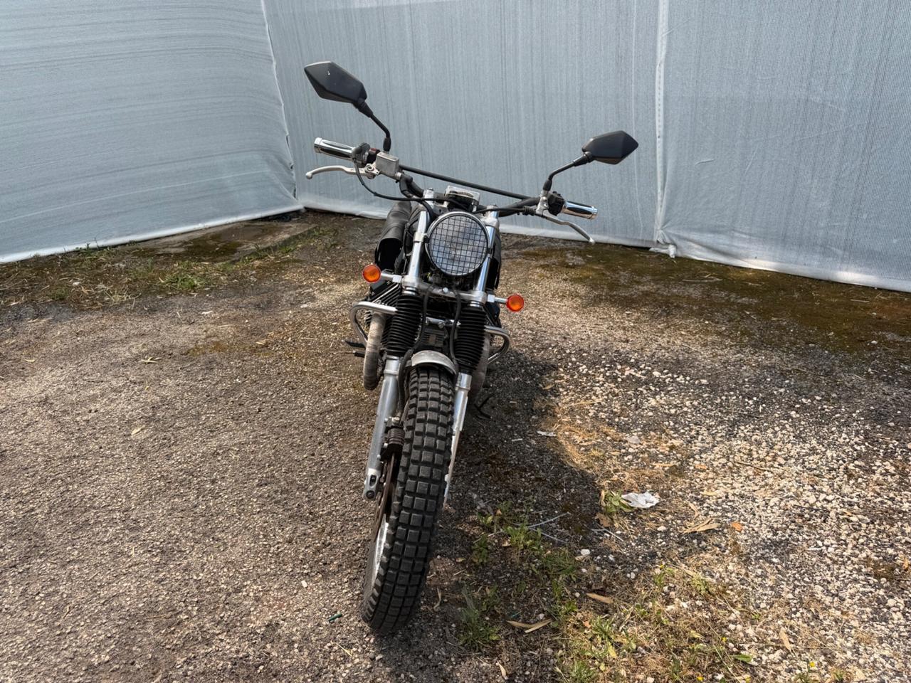 Moto Guzzi Nevada 750