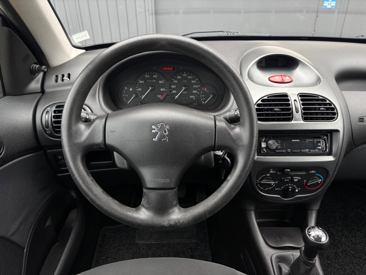 Peugeot 206 1.4 benzina. Neopatentati. Garanzia