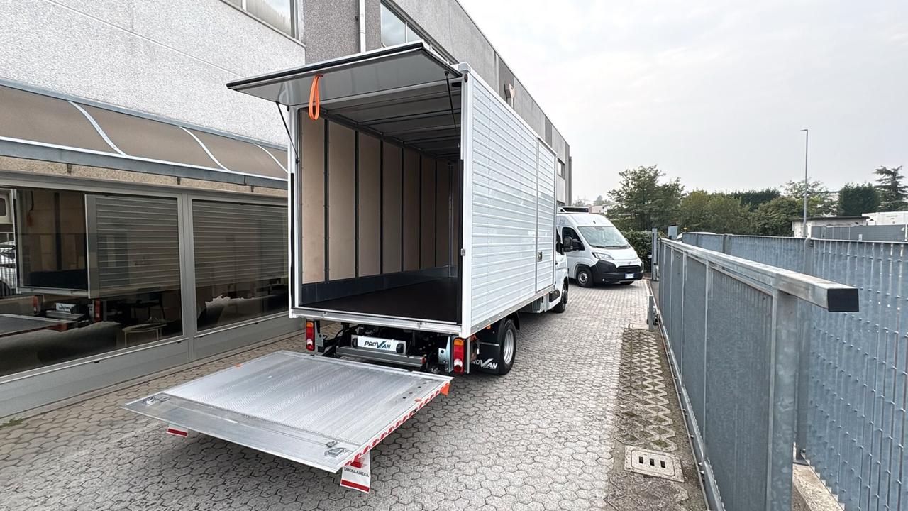 FURGONATURA 8 BANCALI CON SPONDA SU NISSAN INTERSTAR L3 GEMELLATO 150 CV