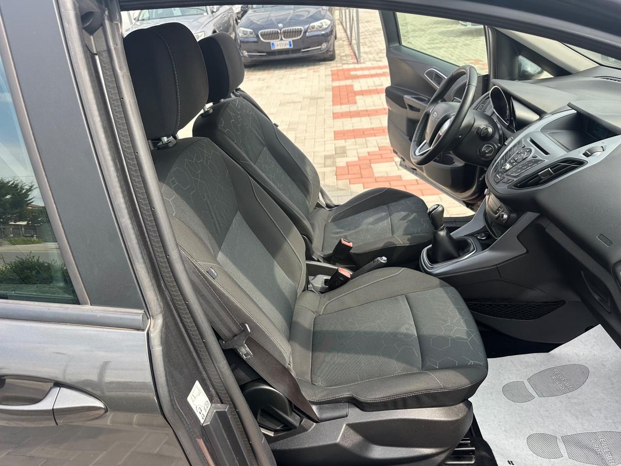 Ford B-Max 1.6TDCi 95CV OK NEOPATENTATI