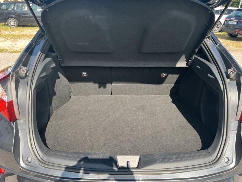 Toyota C-HR 1.8 Hybrid E-CVT Active