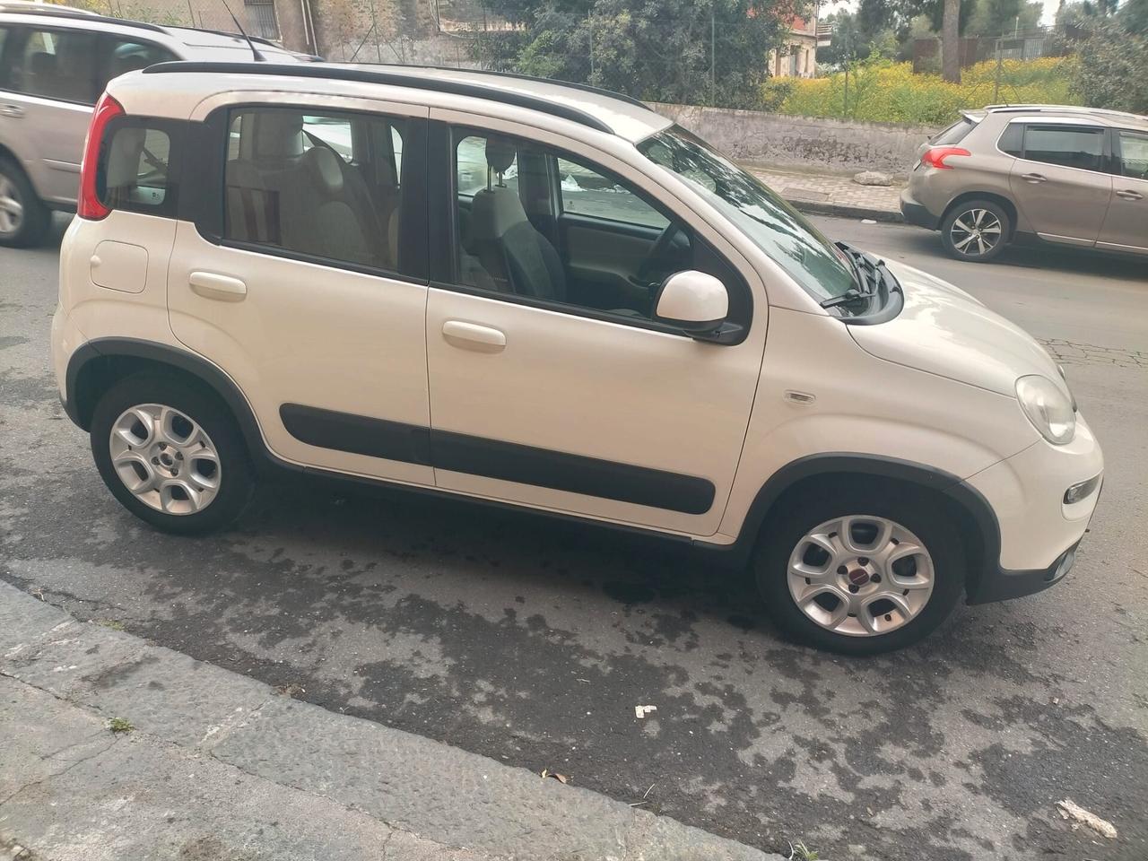 Fiat Panda 0.9 TwinAir Turbo Natural Power Trekking