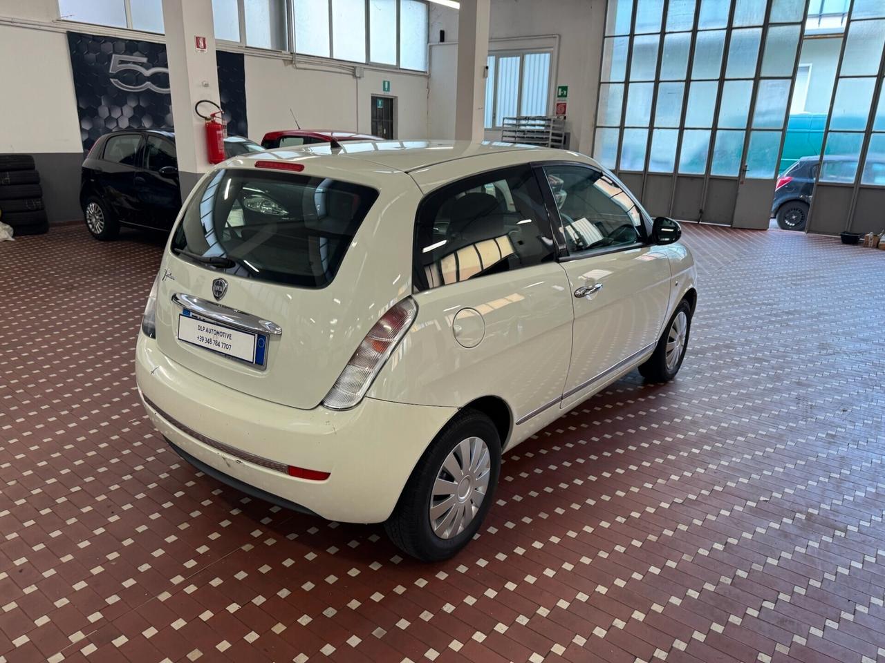 Lancia Ypsilon 1.2 69 CV Unyca NEOPATENTATI