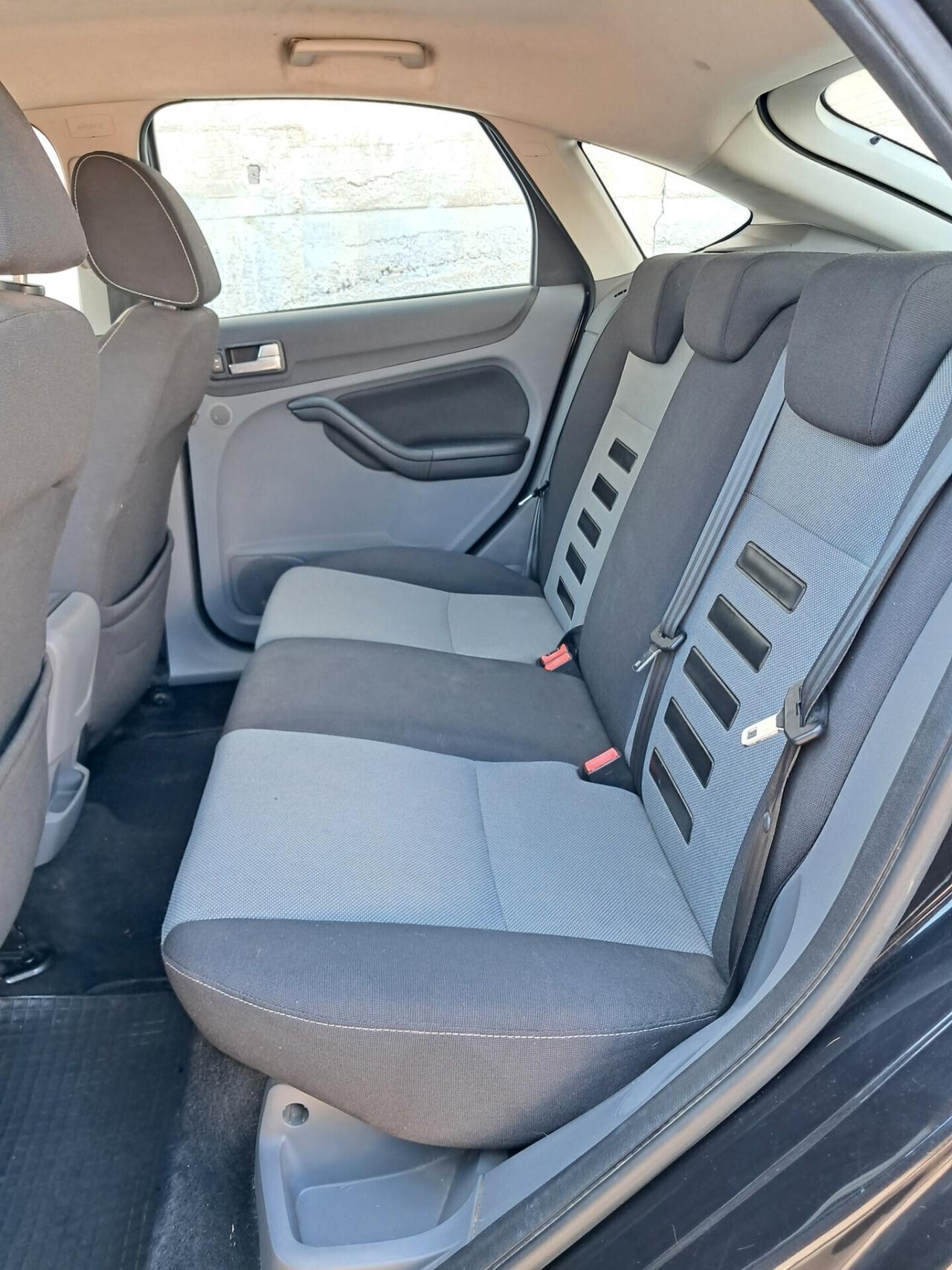 Ford Focus 1.6 TDCi 110cv Titanium