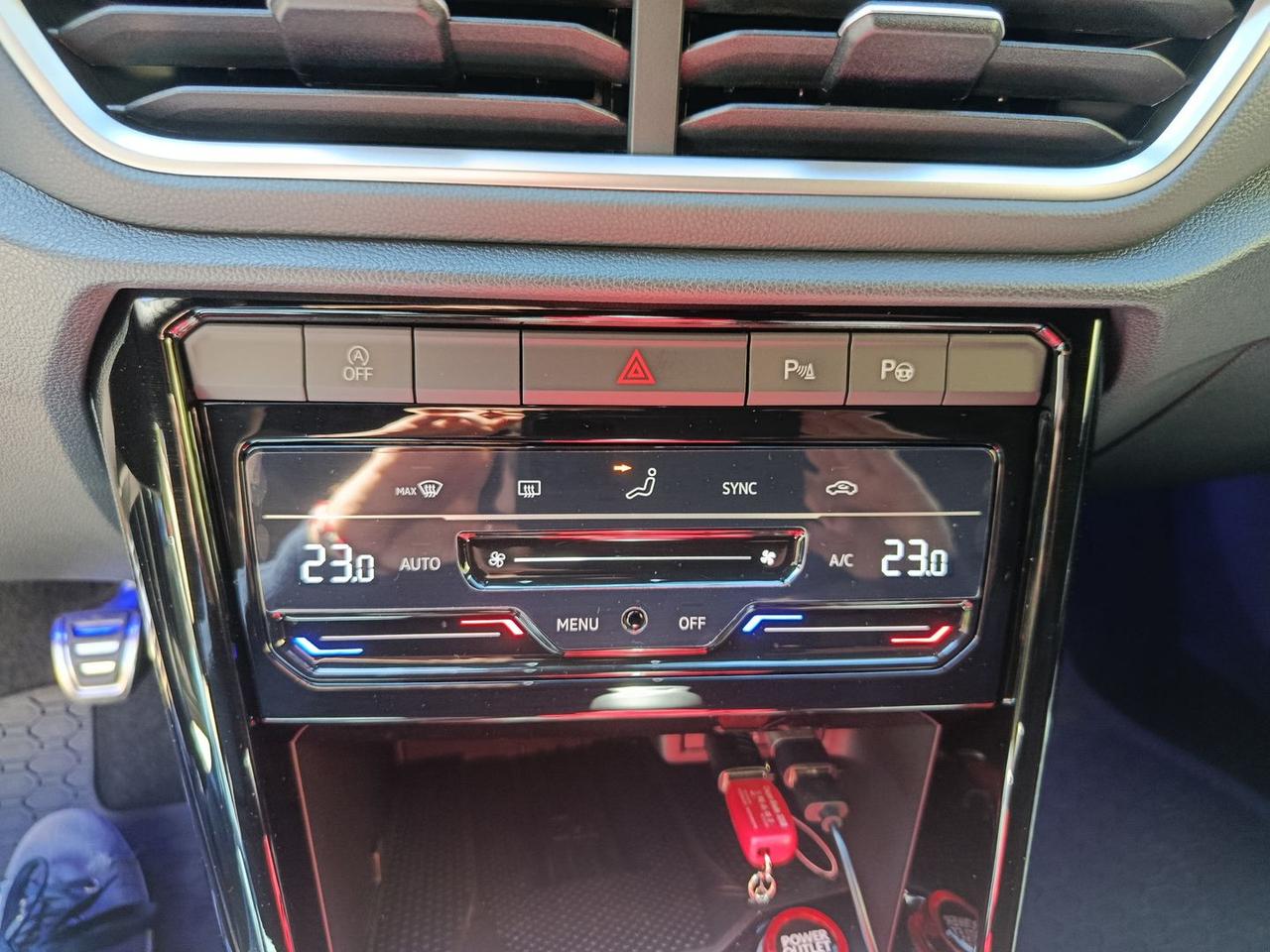 Volkswagen T-Roc R Line Plus 1.5 TSI #10942