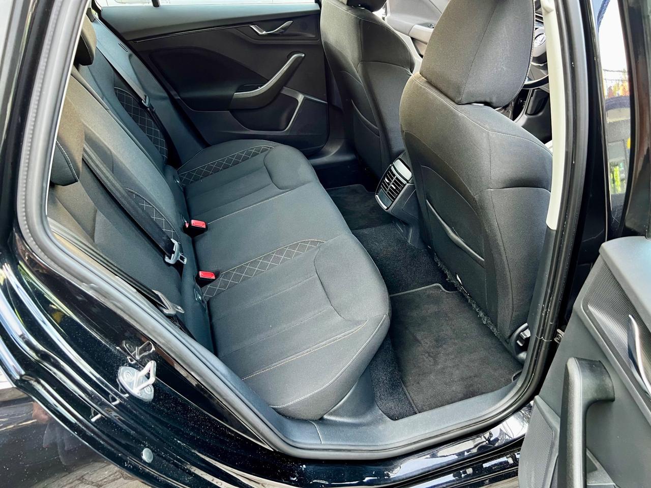 Skoda Kamiq 1.0 TSI DSG 110 CV Ambition
