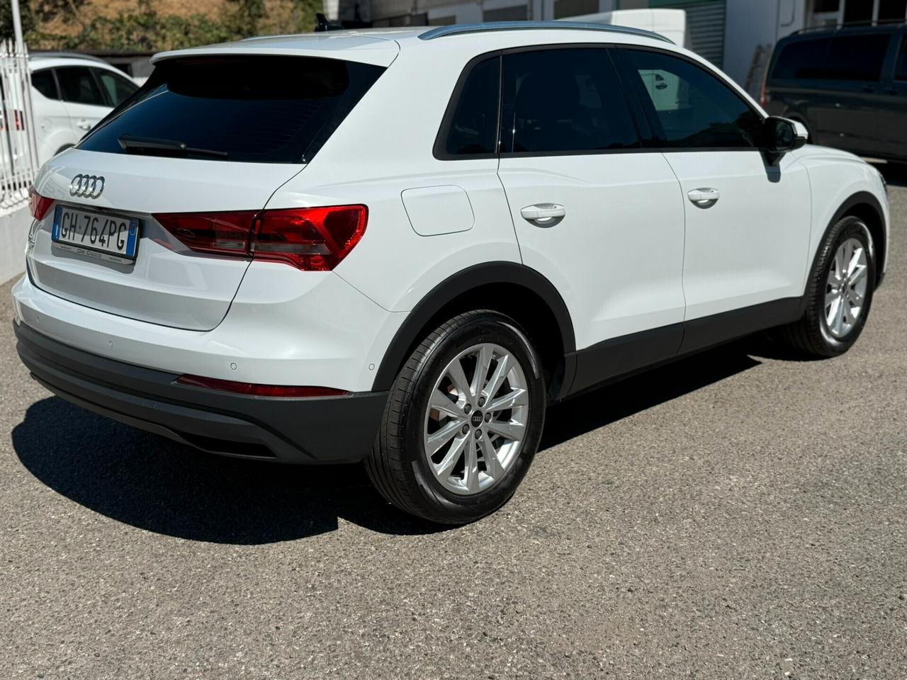 Audi Q3 35 TDI S tronic Business Advanced