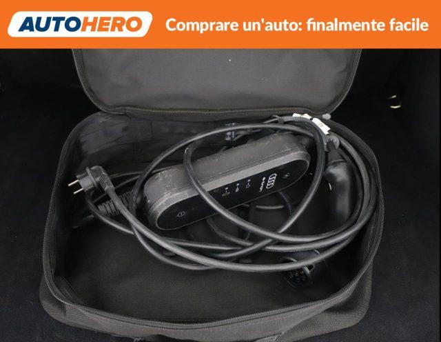 AUDI Q3 45 TFSI e S tronic