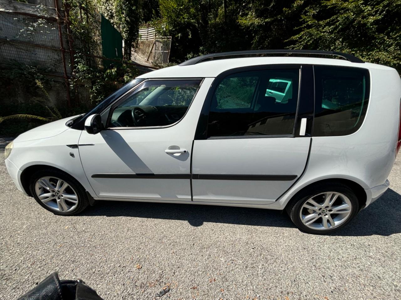 Skoda Roomster 1.4 TDI 80CV Sport