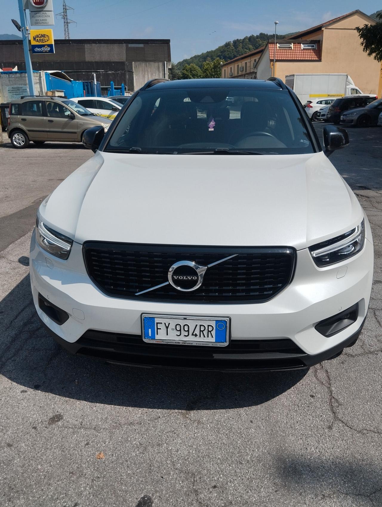 Volvo XC40 D4 AWD Geartronic R-design