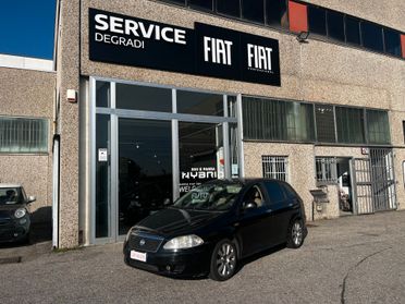 Fiat Croma 1.9 Multijet Emotion