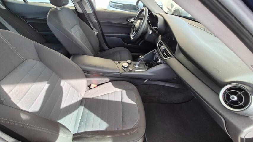 Alfa Romeo Giulia 2.2 Turbodiesel 136 CV AT8 Business - 2018